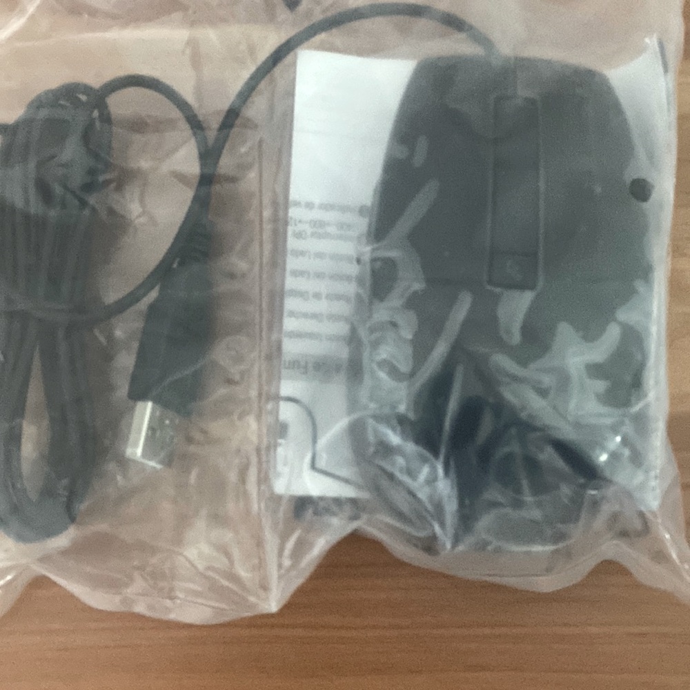 Dell usb wired laser mouse.